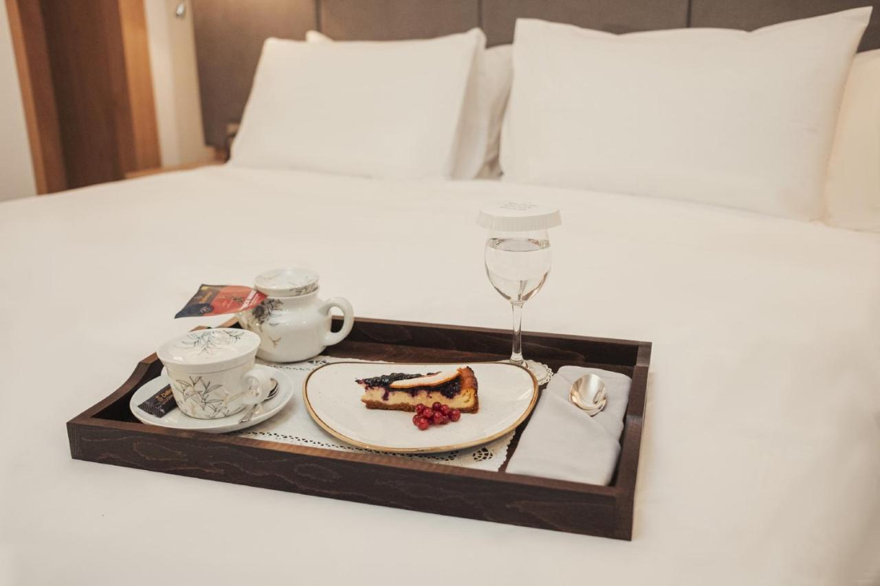 Holiday Inn Bucharest - Times, An Ihg Hotel Екстер'єр фото