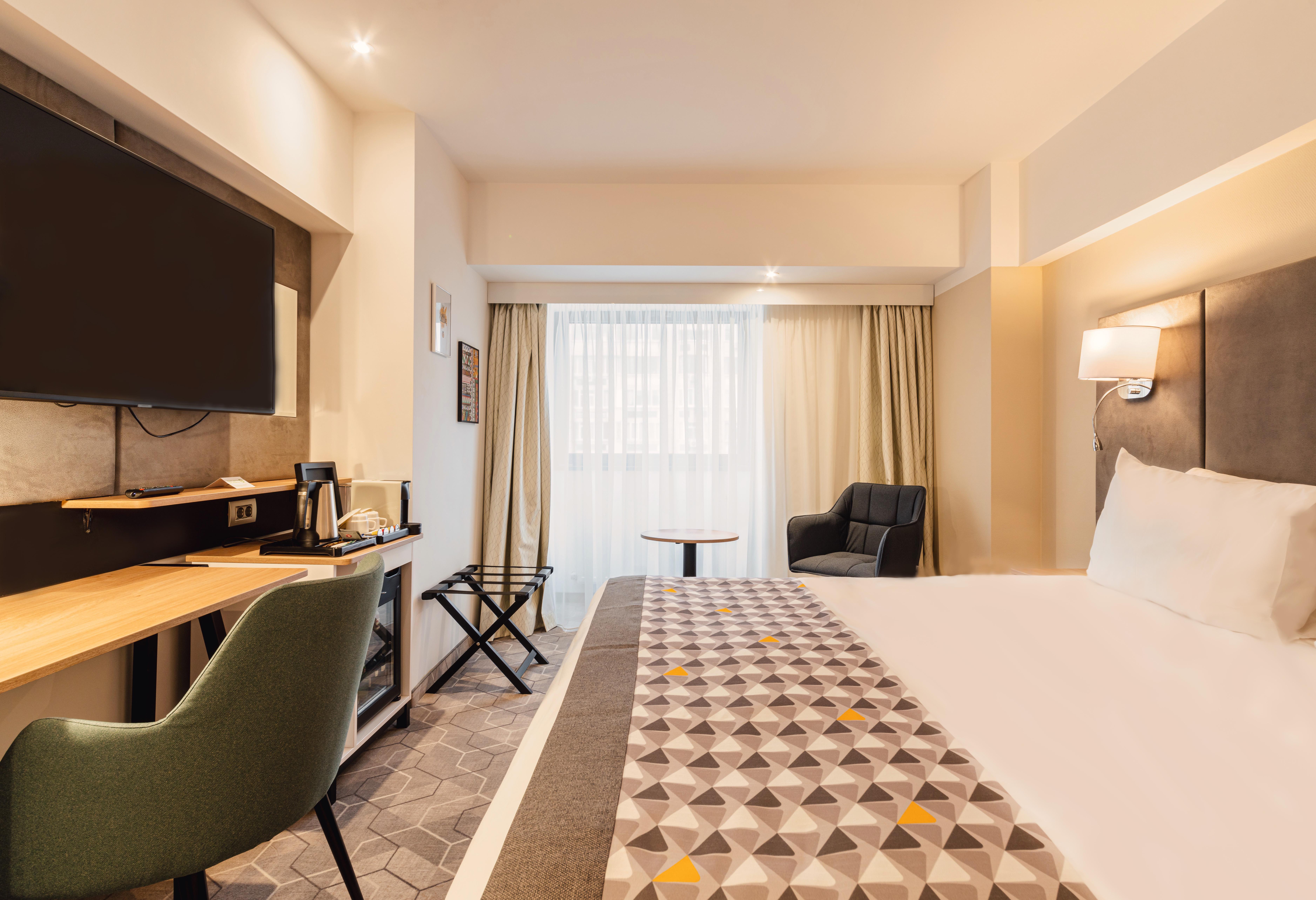Holiday Inn Bucharest - Times, An Ihg Hotel Екстер'єр фото