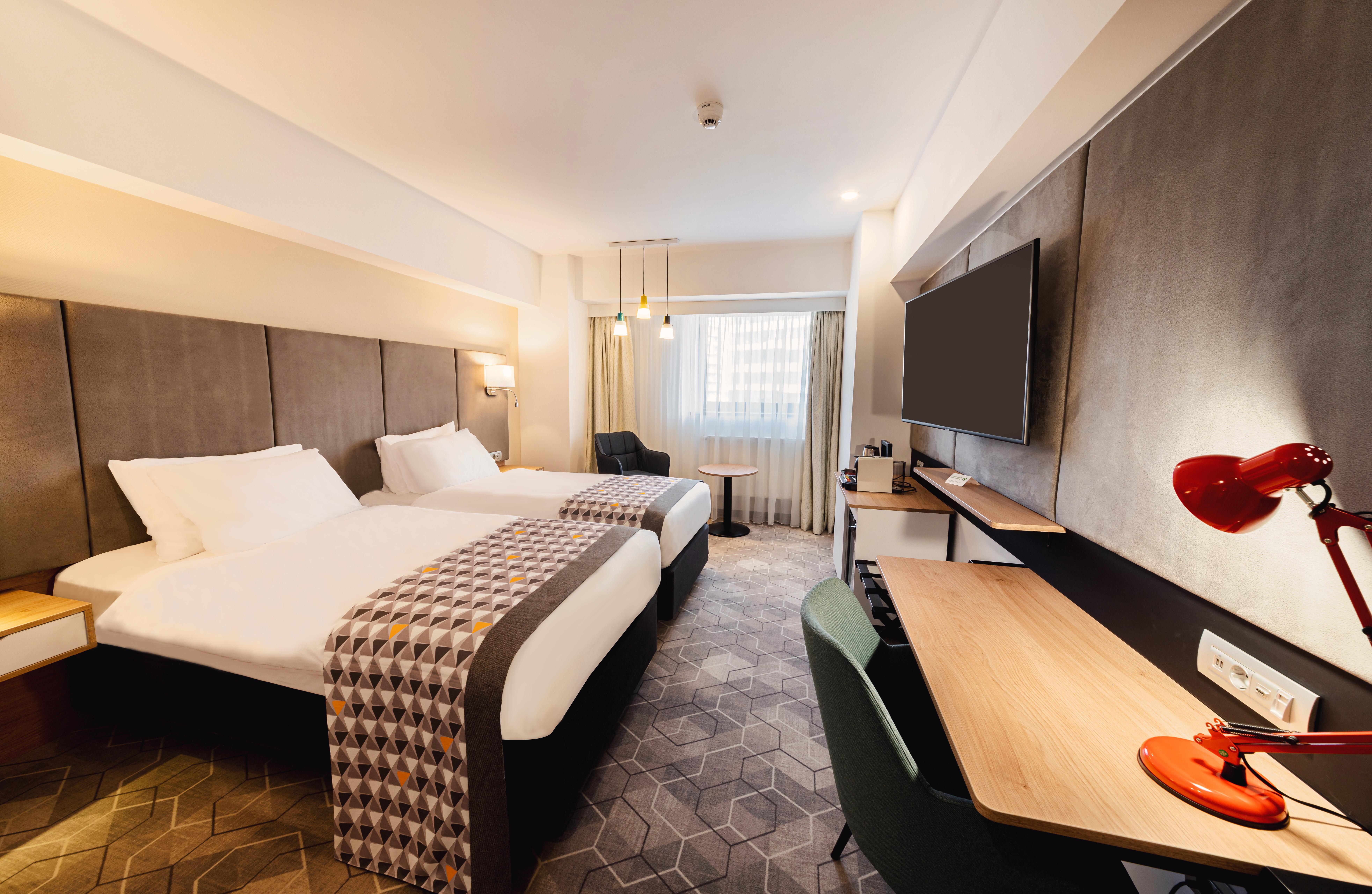 Holiday Inn Bucharest - Times, An Ihg Hotel Екстер'єр фото