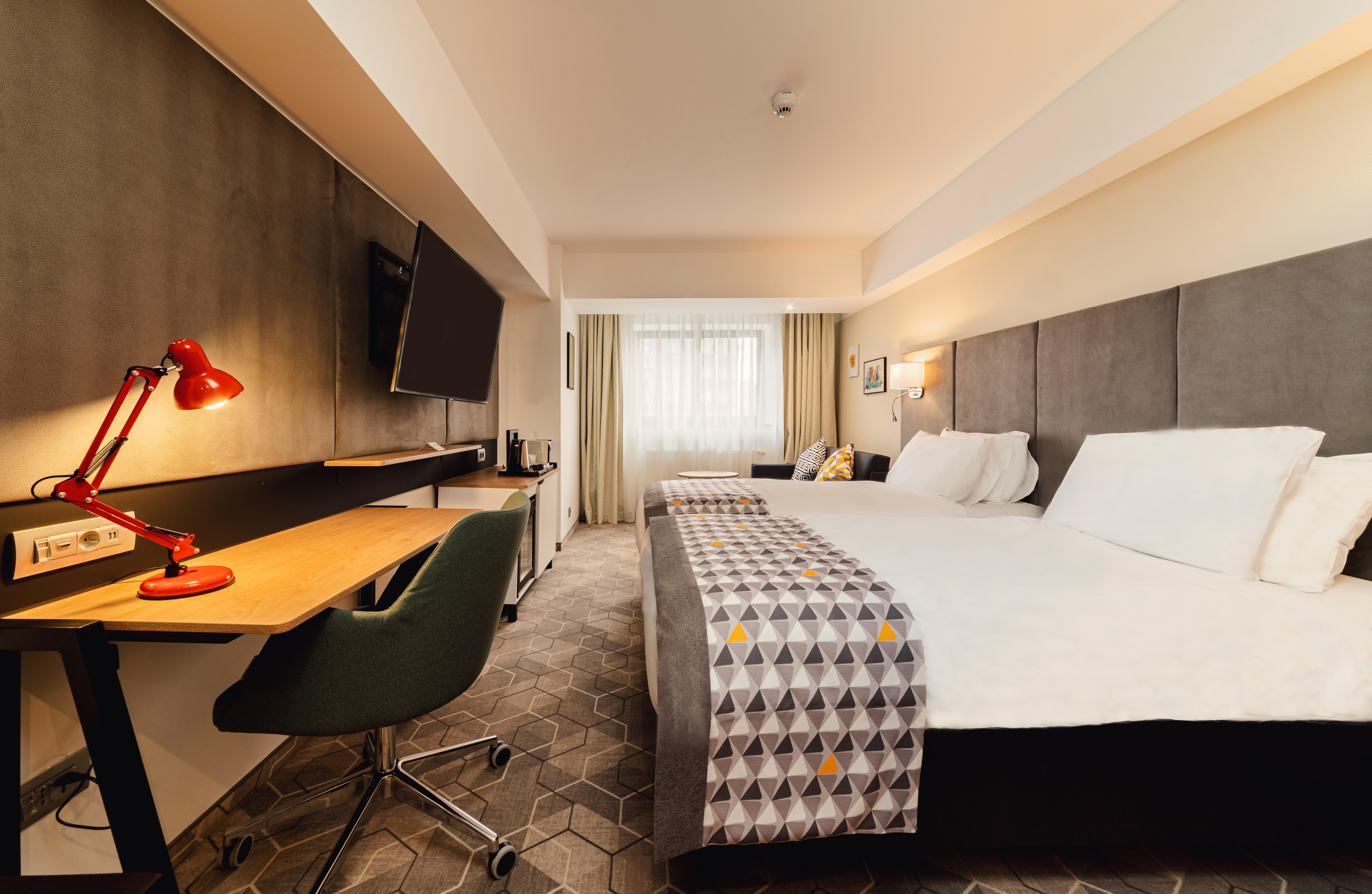 Holiday Inn Bucharest - Times, An Ihg Hotel Екстер'єр фото