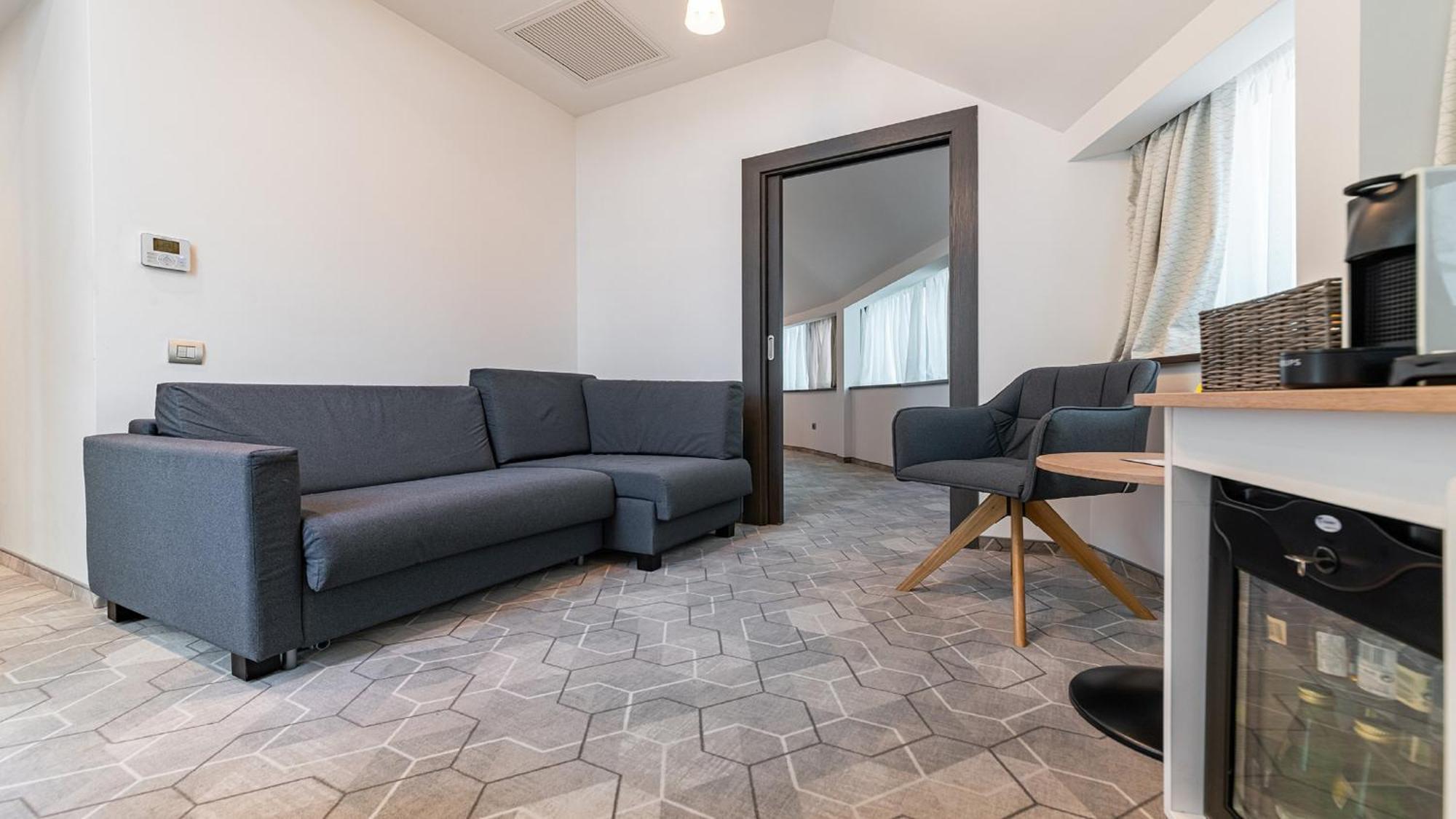 Holiday Inn Bucharest - Times, An Ihg Hotel Екстер'єр фото